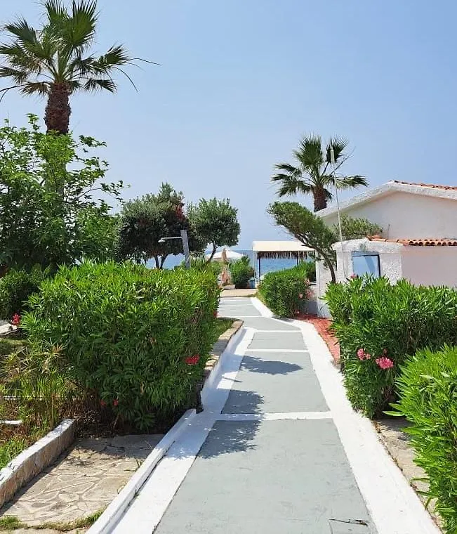 Kefalonia Beach Hotel & Bungalows Lixouri