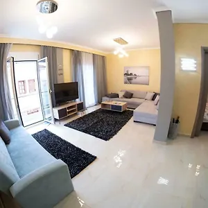 Thess Old Town With Free Private Parking , Thessaloniki Greece